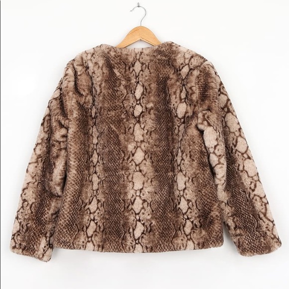 Lulu’s Beige Snake Print Faux Fur Coat - Picture 7 of 8